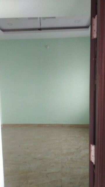 Room in 3 BHK Apartment at Saidabad – for Sale