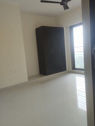 Bedroom in 2 BHK Apartment at Acme Ozone, Manpada – for Rent