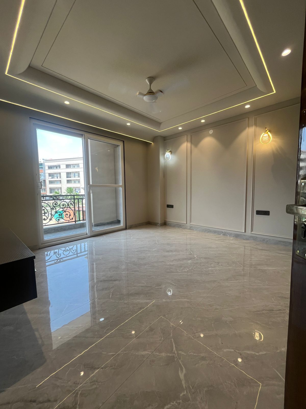 3.5 BHK + Extra Room 1746 Sq.Ft. Builder Floor in ROF Normanton Park