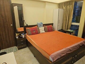 Bedroom in 2 BHK Apartment at Lodha Amara, Kolshet Road – for Rent