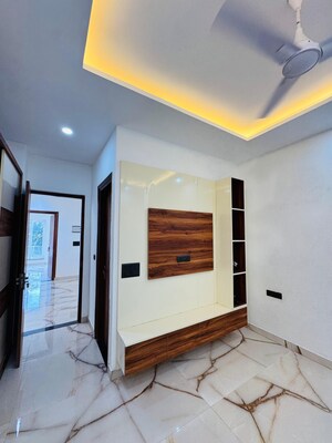 Room in 3 BHK Villa at Park Avenue, Mussoorie Road – for Sale