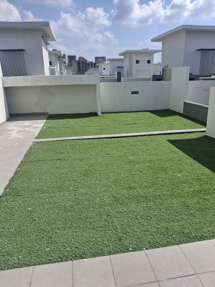 Team Area, sector 89 3.5 Bedroom 1450 Sq.Ft. Builder Floor In Sector 89 Gurgaon 9095224