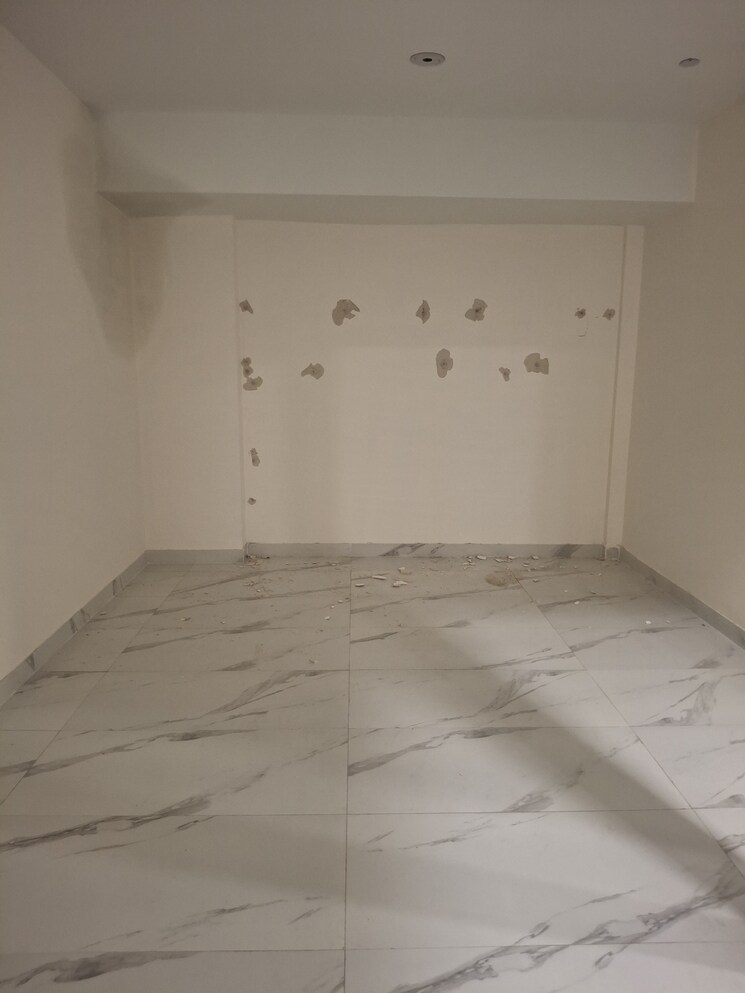 Bathroom, sector 89 3.5 Bedroom 1450 Sq.Ft. Builder Floor In Sector 89 Gurgaon 9095224