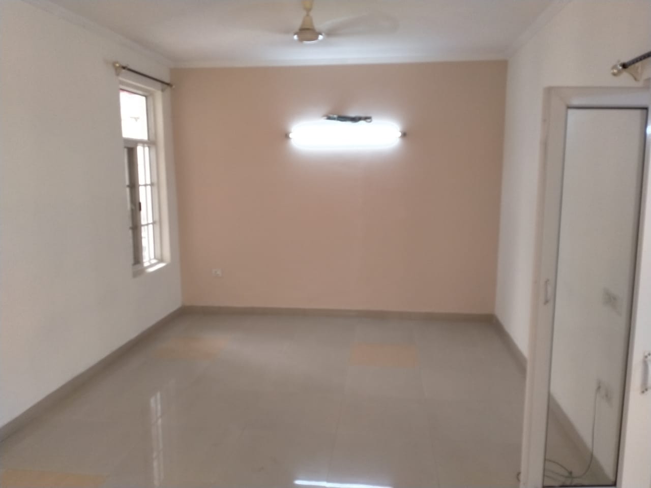 3 BHK + Extra Room Apartment For Rent in Sandwoods Spangle Condos
