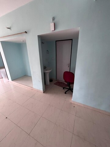 Room in 2 BHK Apartment at Bariatu – for Rent