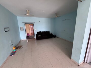 Room in 2 BHK Apartment at Bariatu – for Rent