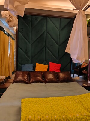 Bedroom in 3 BHK Apartment at HDIL Metropolis Residences, Andheri West – for Sale