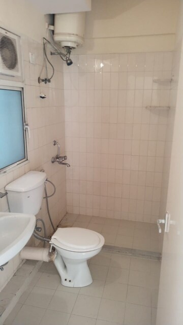 Bathroom in 3 BHK Apartment at DLF The Princeton Estate, Dlf Phase V – for Rent