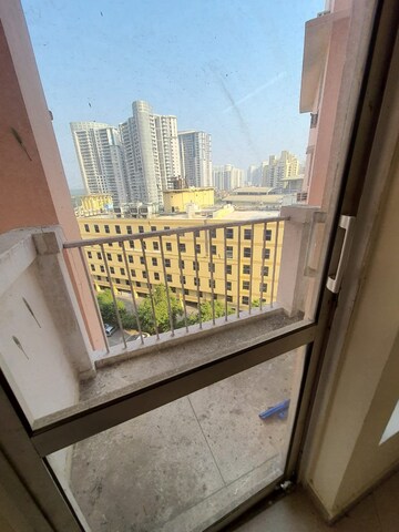 Balcony in 3 BHK Apartment at DLF The Princeton Estate, Dlf Phase V – for Rent