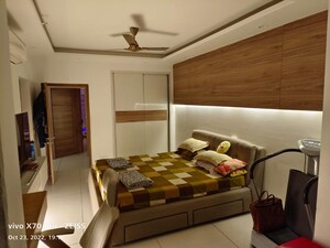 2 BHK Apartment For Sale in DLF Regency Park I, Dlf Phase iv