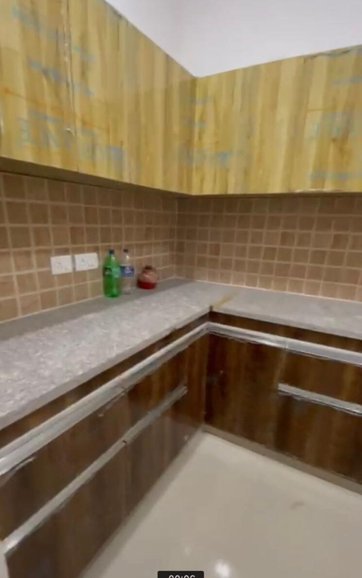 Kitchen, mahagun-mywoods 2 Bedroom 960 Sq.Ft. Apartment In Sector 16c Greater Noida Greater Noida 9095430