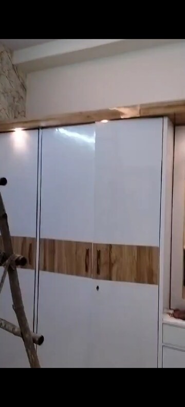 Furnished Amenities in 2 BHK Builder Floor at Shakti Khand 2 – for Rent