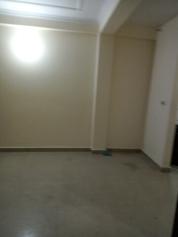 Room in 2 BHK Builder Floor at Neb Sarai – for Rent