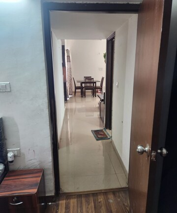 Building Lobby in 2.5 BHK Apartment at Antriksh Golf View, Sector 78 – for Rent