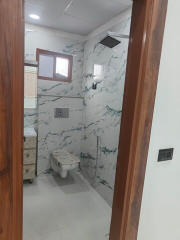 Bathroom in 3 BHK Builder Floor at Stellar 135, Sector 135 – for Sale