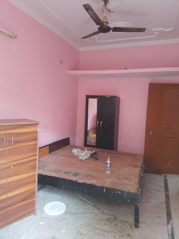Furnished Amenities in 1 BHK Independent House at Alpha Ii Greater Noida – for Rent