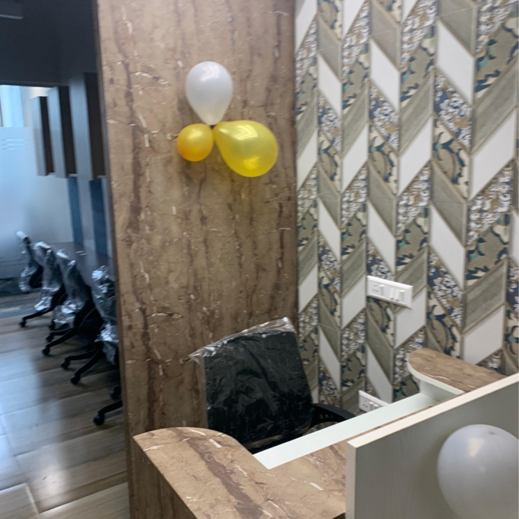 Living Room, grandslam-ithum Commercial Office Space in IT/SEZ 599 Sq.Ft. In Wazidpur Noida 9095533