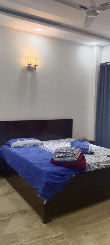Bedroom in 3 BHK Builder Floor at Uppal Southend, Sector 49 – for Rent