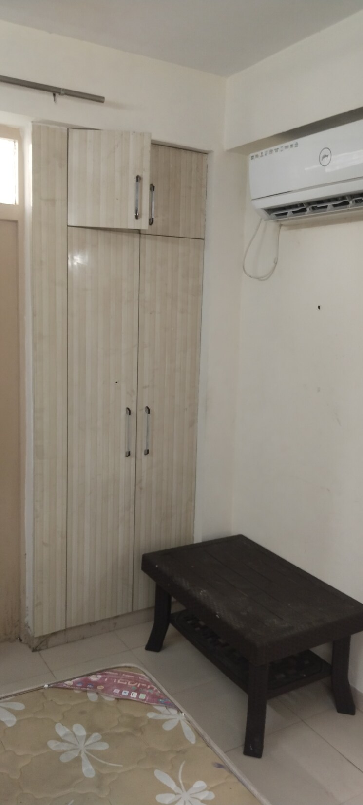 Room, auric-city-homes 1 Bedroom 357 Sq.Ft. Apartment In Sector 82 Faridabad 9095569