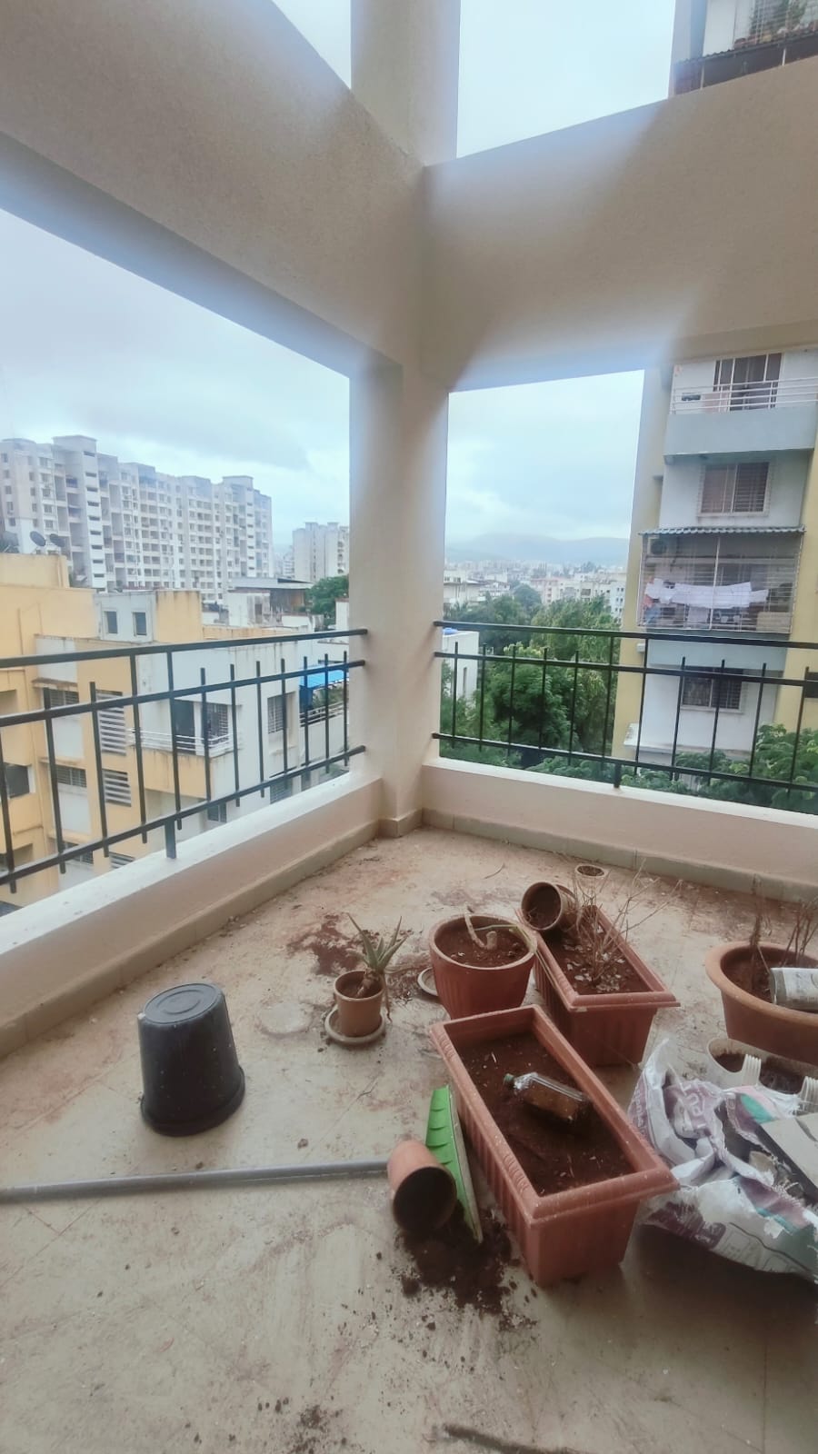 2 BHK + Servant Room 1000 Sq.Ft. Apartment in Bhide Bhadane Bhidewadi