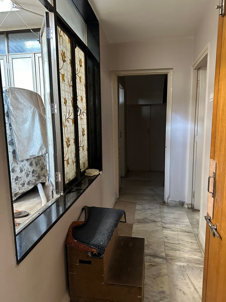 Living Room, flower-valley-complex 4 Bedroom 2000 Sq.Ft. Independent House In Khopat Thane 9095592