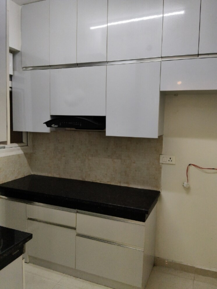 Kitchen, signature-the-millennia-2 2 Bedroom 590 Sq.Ft. Apartment In Sector 37d Gurgaon 9095717