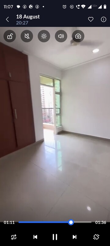 Room in 3 BHK Apartment at Sam Palm Olympia, Sector 16c Greater Noida – for Rent
