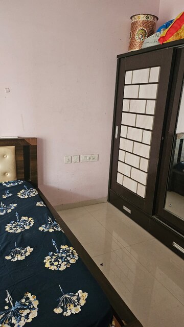 Bedroom in 2 BHK Apartment at Empire Square, Chinchwad – for Rent