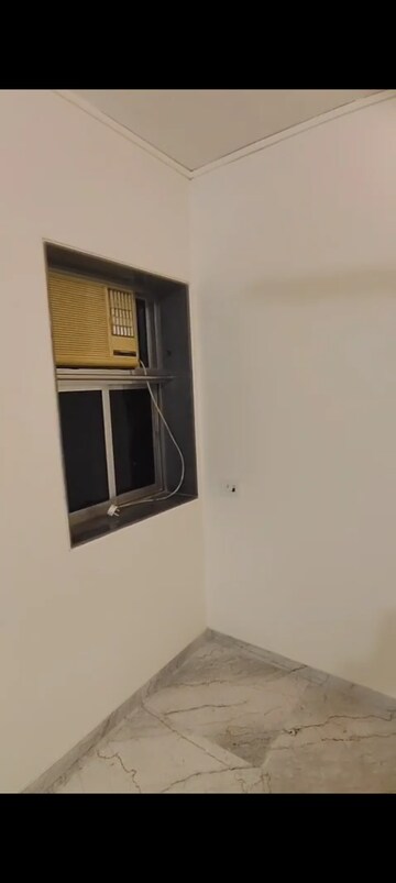 Furnished Amenities in 2 BHK Apartment at Shiv Srushti Apartments, Kurla East – for Rent