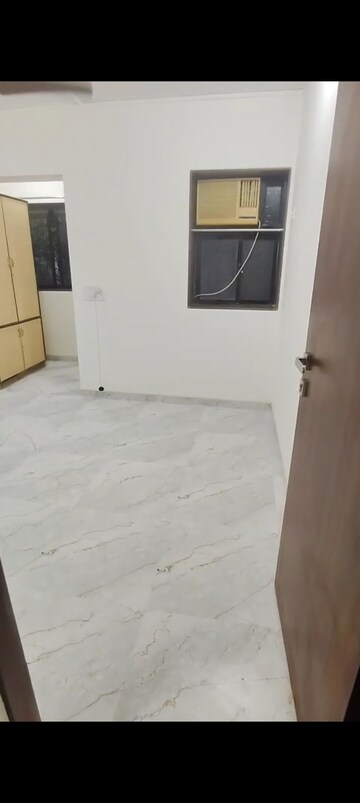 Room in 2 BHK Apartment at Shiv Srushti Apartments, Kurla East – for Rent