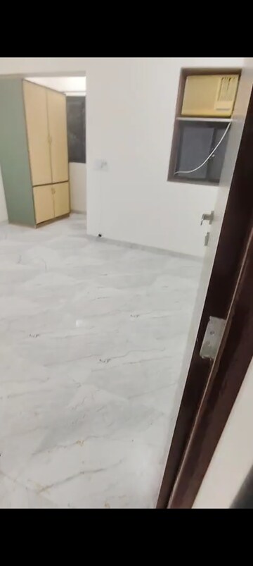 Room in 2 BHK Apartment at Shiv Srushti Apartments, Kurla East – for Rent