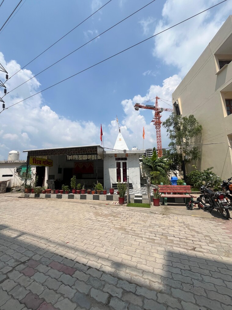 Exterior View, lake-view-complex 3 Bedroom 1150 Sq.Ft. Builder Floor In Dhakoli Zirakpur 9095805