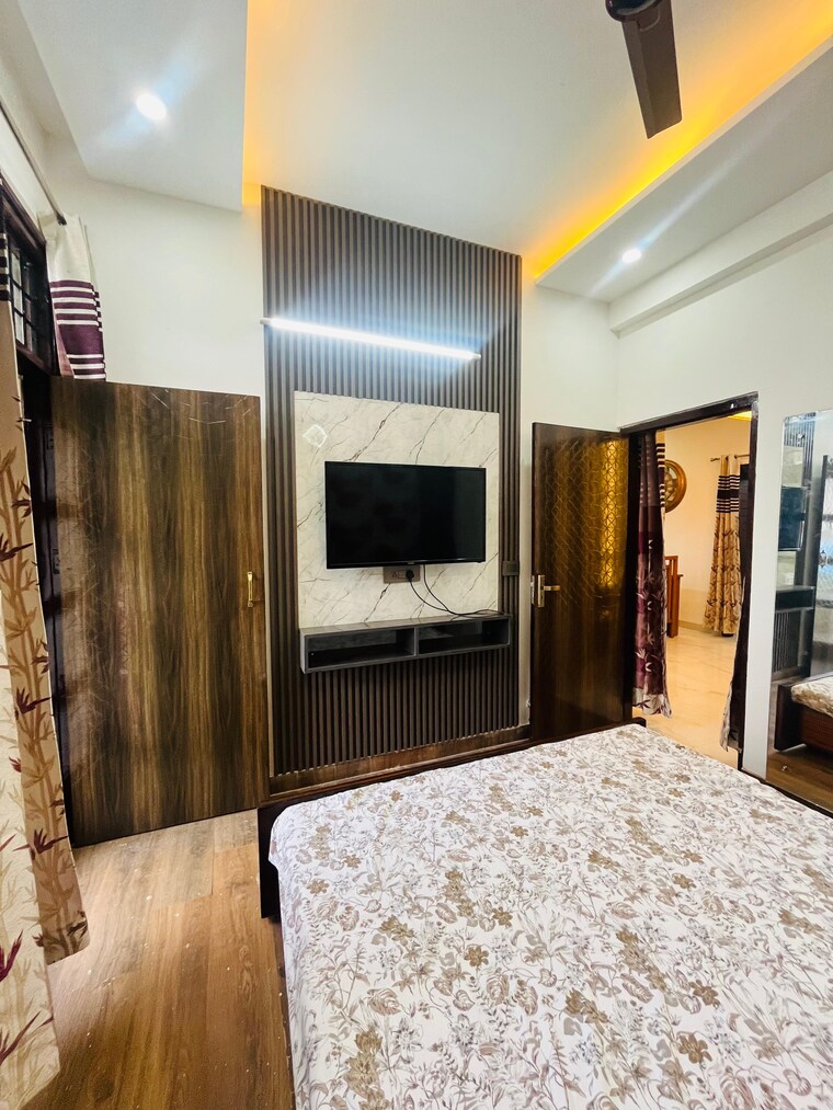 Bedroom, lake-view-complex 3 Bedroom 1150 Sq.Ft. Builder Floor In Dhakoli Zirakpur 9095805