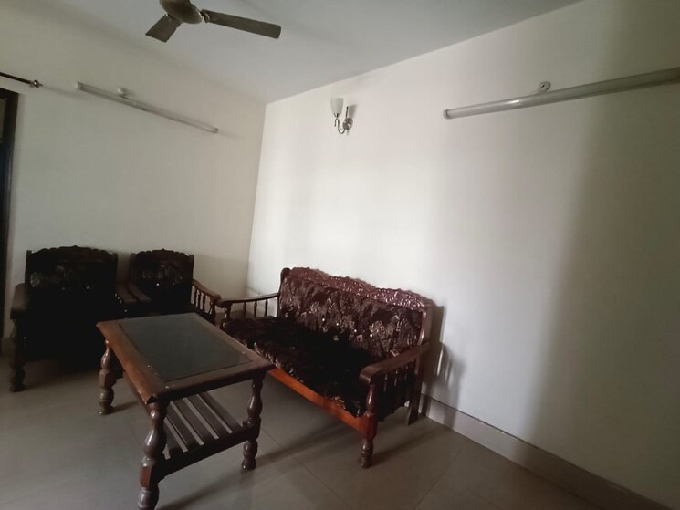 Bedroom, fraser road area 3 Bedroom 1600 Sq.Ft. Apartment In Fraser Road Area Patna 9095817