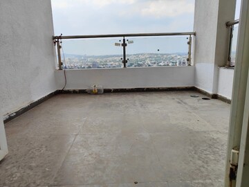 Room in 2 BHK Apartment at Aarya Residency Nanded, Nanded – for Rent