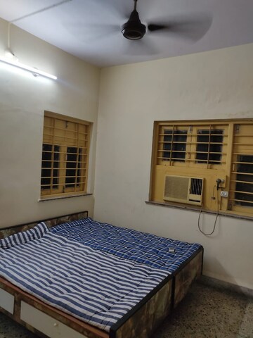 Bedroom in 1 BHK Apartment at Happy House, Vakola – for Rent