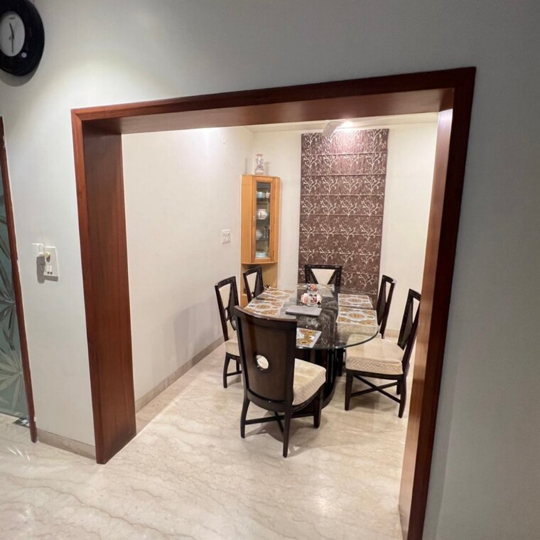 Dining area, sector 14 4 Bedroom 410 Sq.Yd. Independent House In Sector 14 Faridabad 9095943