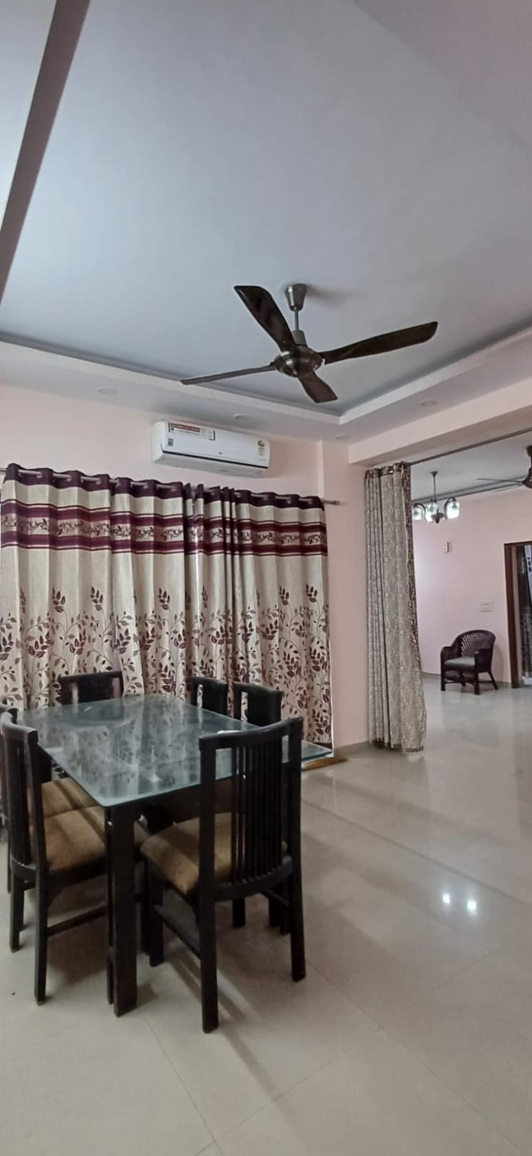 Living Room, ardee-city-palm-grove-heights 3 Bedroom 2050 Sq.Ft. Apartment In Sector 52 Gurgaon 9095933