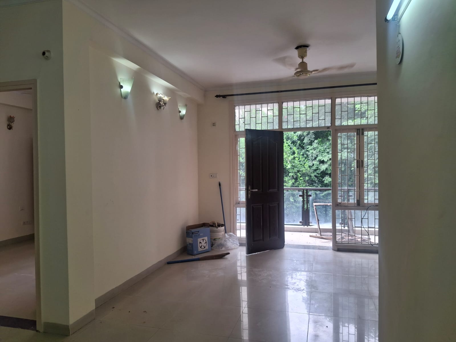 3 BHK + Pooja Room 240 Sq.Yd. Builder Floor in Ameya Sapphire 57