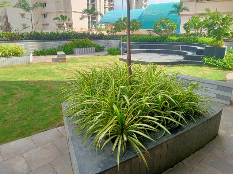 Garden, neelkanth-luxuria 1 Bedroom 700 Sq.Ft. Apartment In Taloja Navi Mumbai 9095987