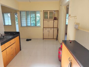 Room in 2 BHK Apartment at Bhansali Campus, Sinhagad Road – for Rent