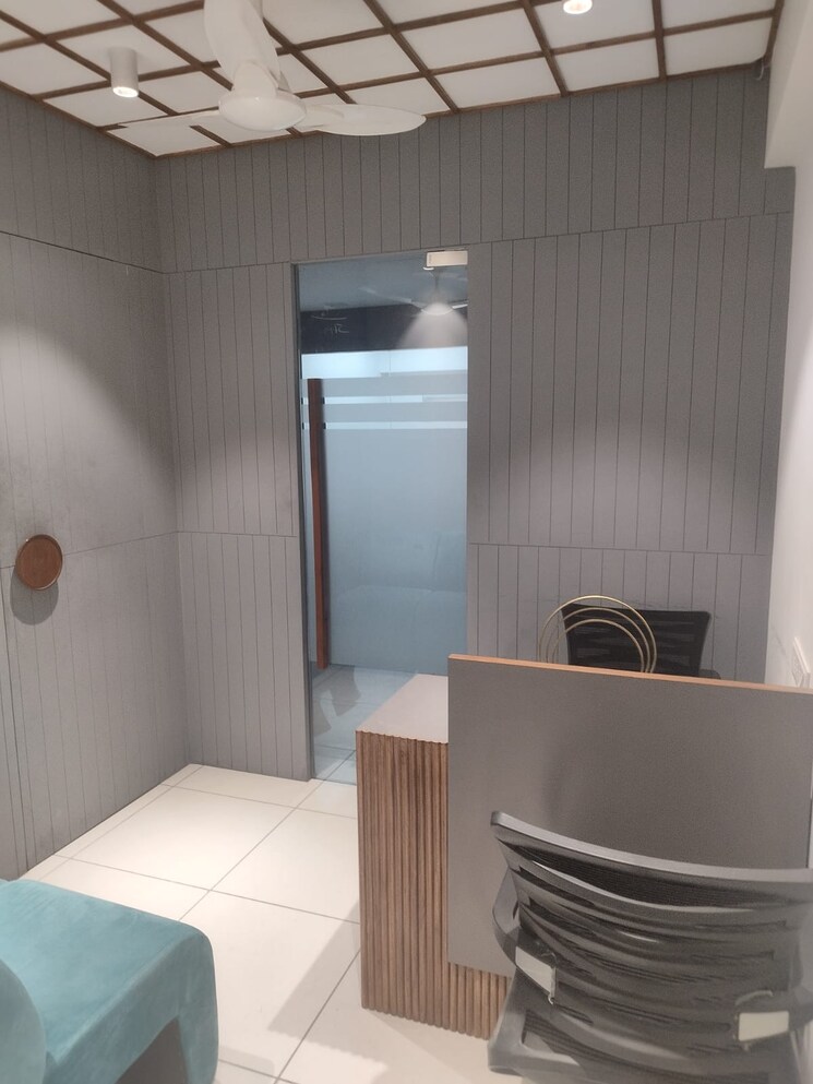 Bathroom, sun-westbank Commercial Office Space 720 Sq.Ft. In Navrangpura Ahmedabad 9095984