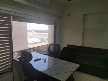  Office Space For Rent in Sun Westbank, Navrangpura