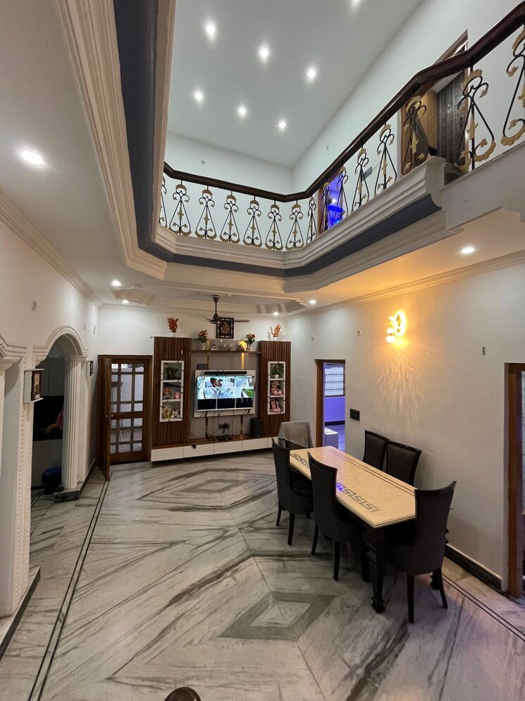 Team Area, patel nagar 5 Bedroom 262 Sq.Yd. Independent House In Patel Nagar Dehradun 9096021