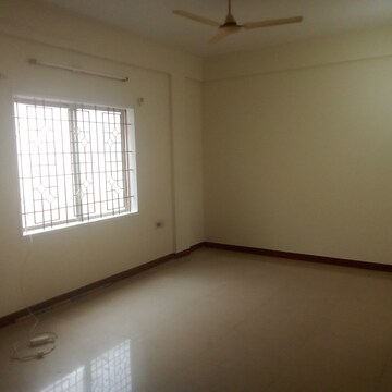 Room in 2 BHK Builder Floor at Ejipura – for Rent