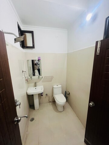 Bathroom in 3 BHK Builder Floor at Gms Road – for Sale
