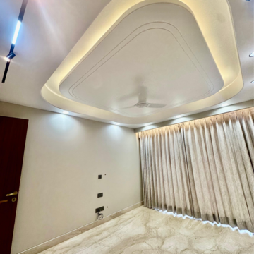 Bedroom in 4 BHK Builder Floor at Central Park 3 The Room, Sohna Sector 33 – for Sale