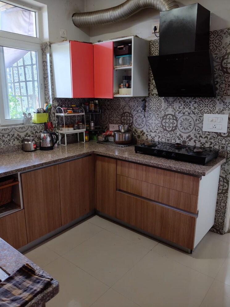 Kitchen, dlf-the-carlton-estate 3 Bedroom 1365 Sq.Ft. Apartment In Dlf Phase V Gurgaon 9096098