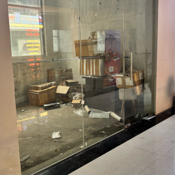 Kitchen in  Shop at Spectrum Metro, Noida Central – for Sale