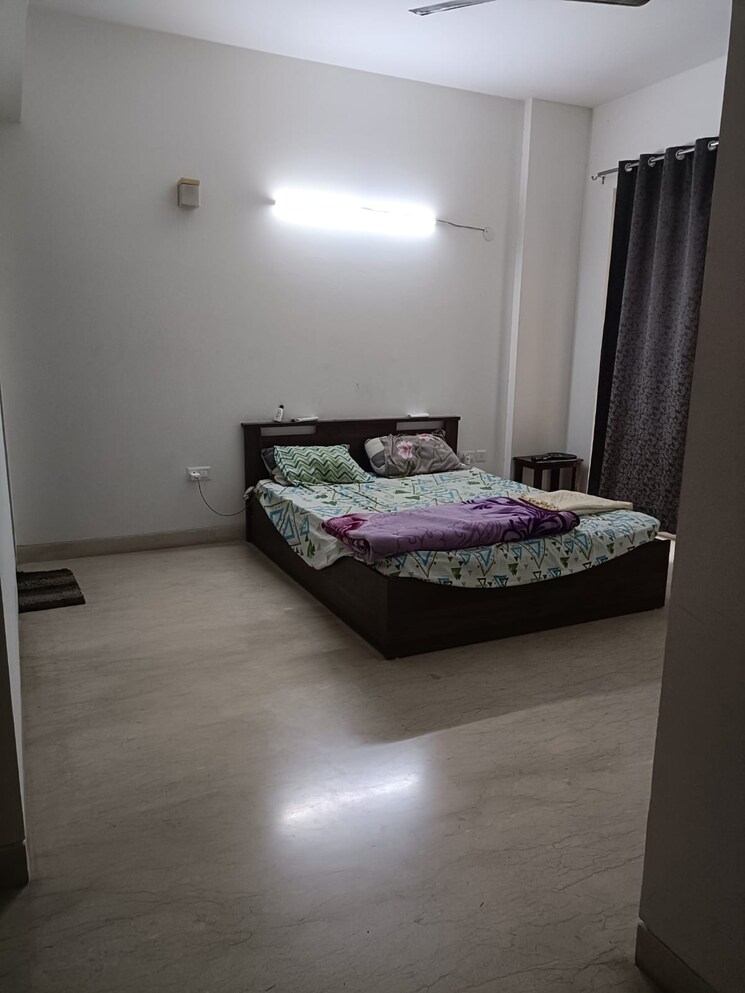 Bedroom, puri-pranayam 3 Bedroom 2257 Sq.Ft. Builder Floor In Sector 82 Faridabad 9096086